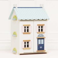 H125-bluebelle-wooden-dolls-house-pink-blue-white-kids-room-windows-door-open (2)