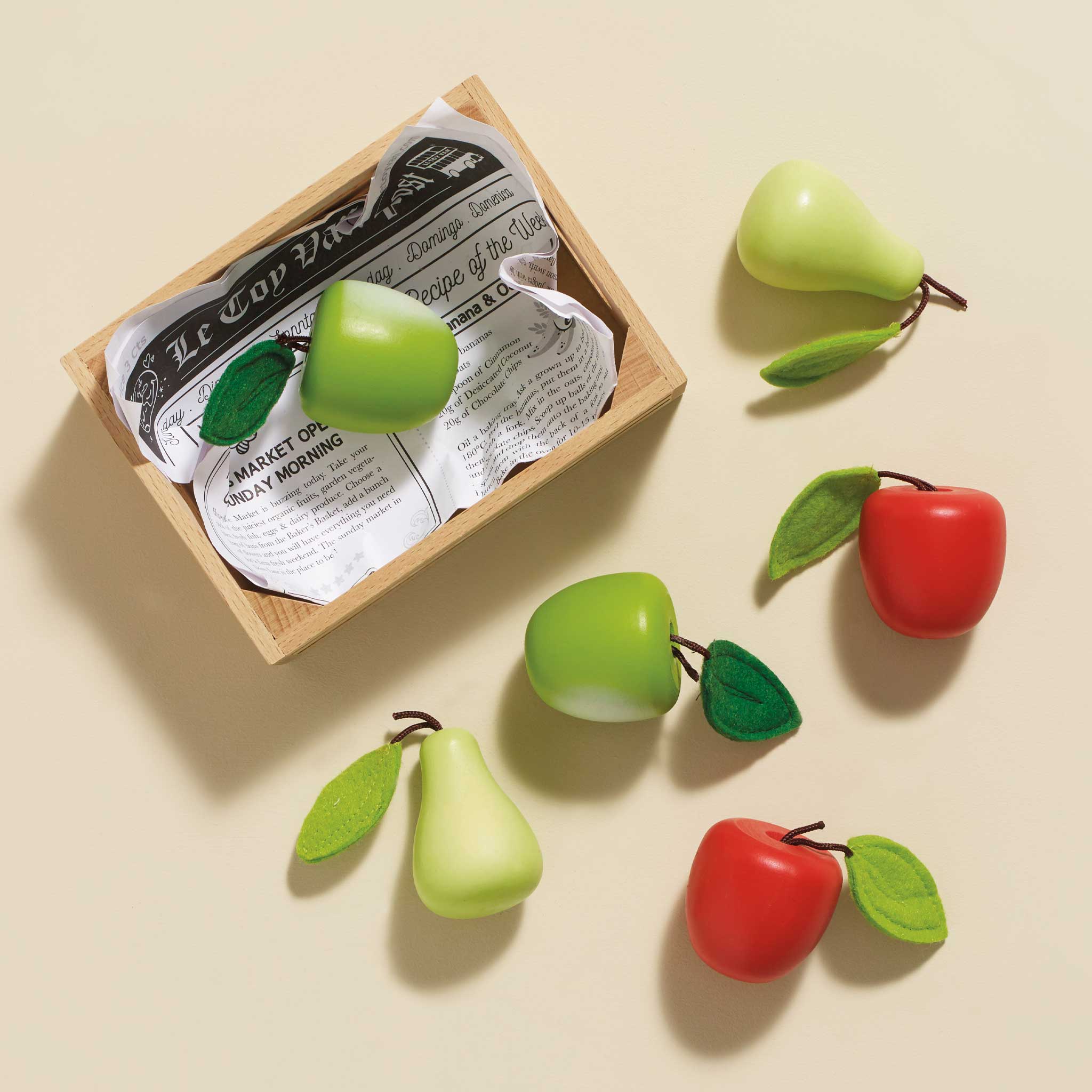 TV191-apples-pears-crate-wooden-playfood-toy-orchard-organic-fruits-eco-market-food-kids-gift-red-green (3)