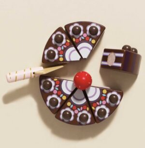 TV277-chocolate-gateau-cake-wooden-toy-playfood-roleplay-stem-girl-boy-sustainable-eco-gift-brown-rainbow-strawberry (3)