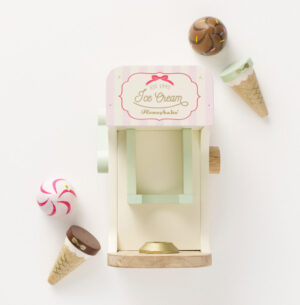 TV306-ice-cream-machine-maker-magnetic-cones